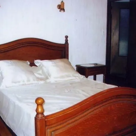 House Le Cros * Viane